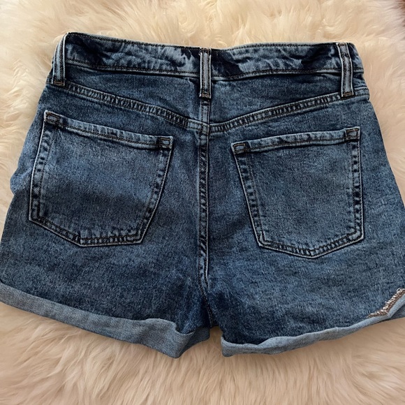 dark washed mom jeans - Picture 2 of 3